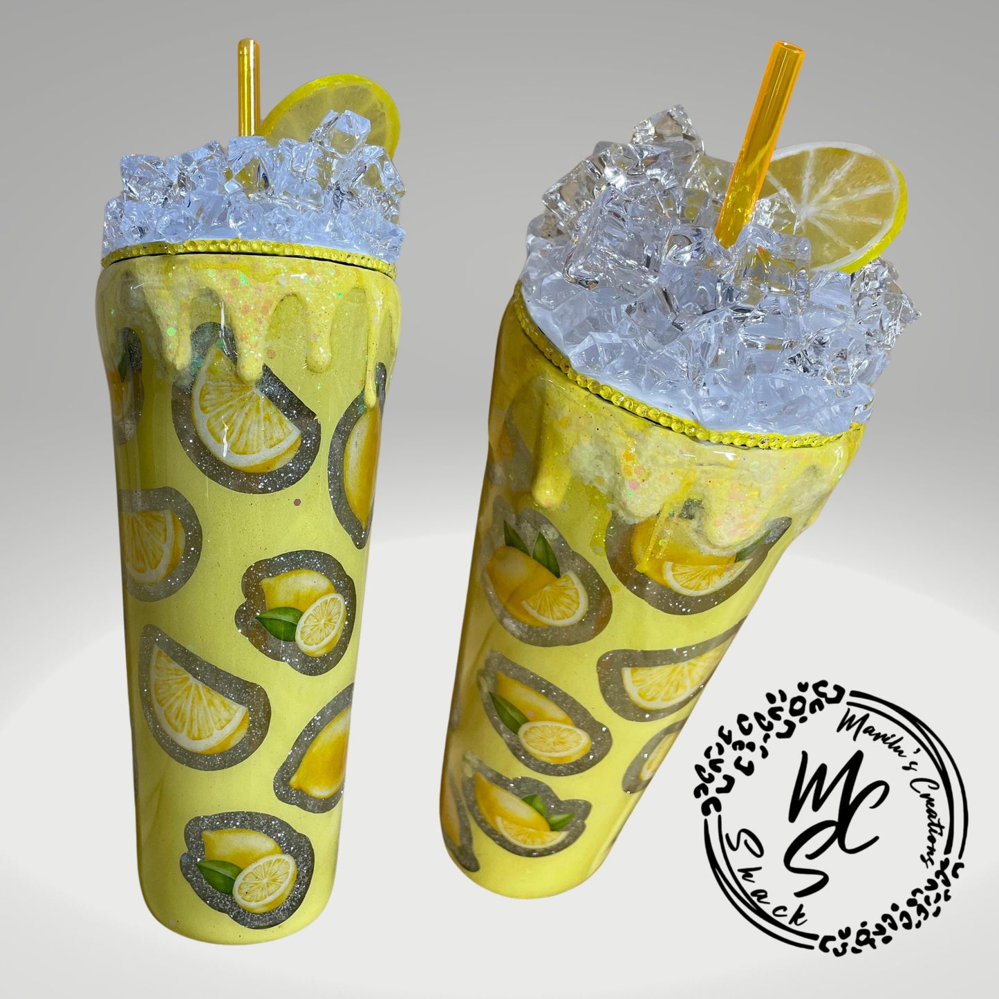 Lemonade Tumbler (the zest is yet to come) Peekaboo Snow Globe Tumbler (24oz) with ice and lemons topper.