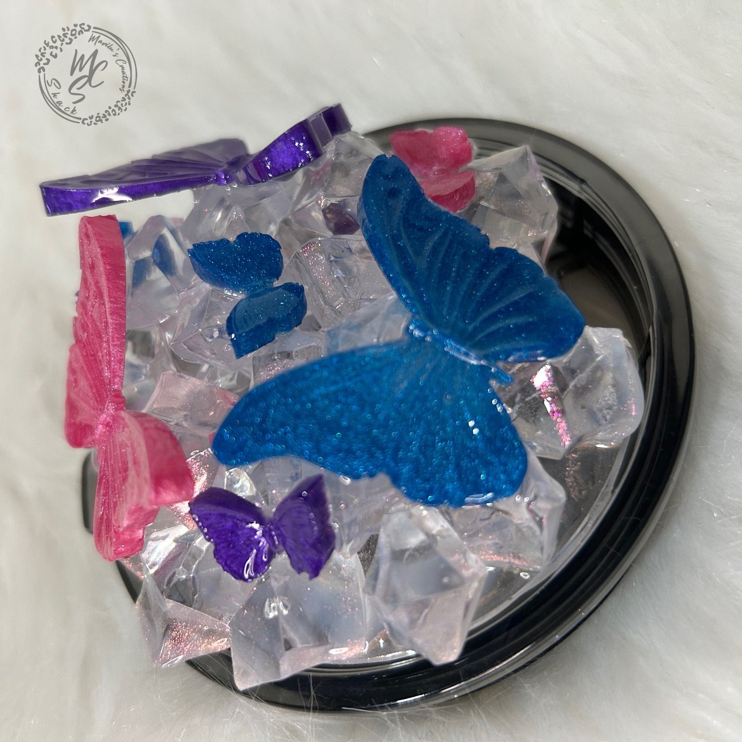 Butterflies topper and lid for different size tumblers. Pink, Blue and Purple butterflies removable topper replacement lid. Tumbler top.
