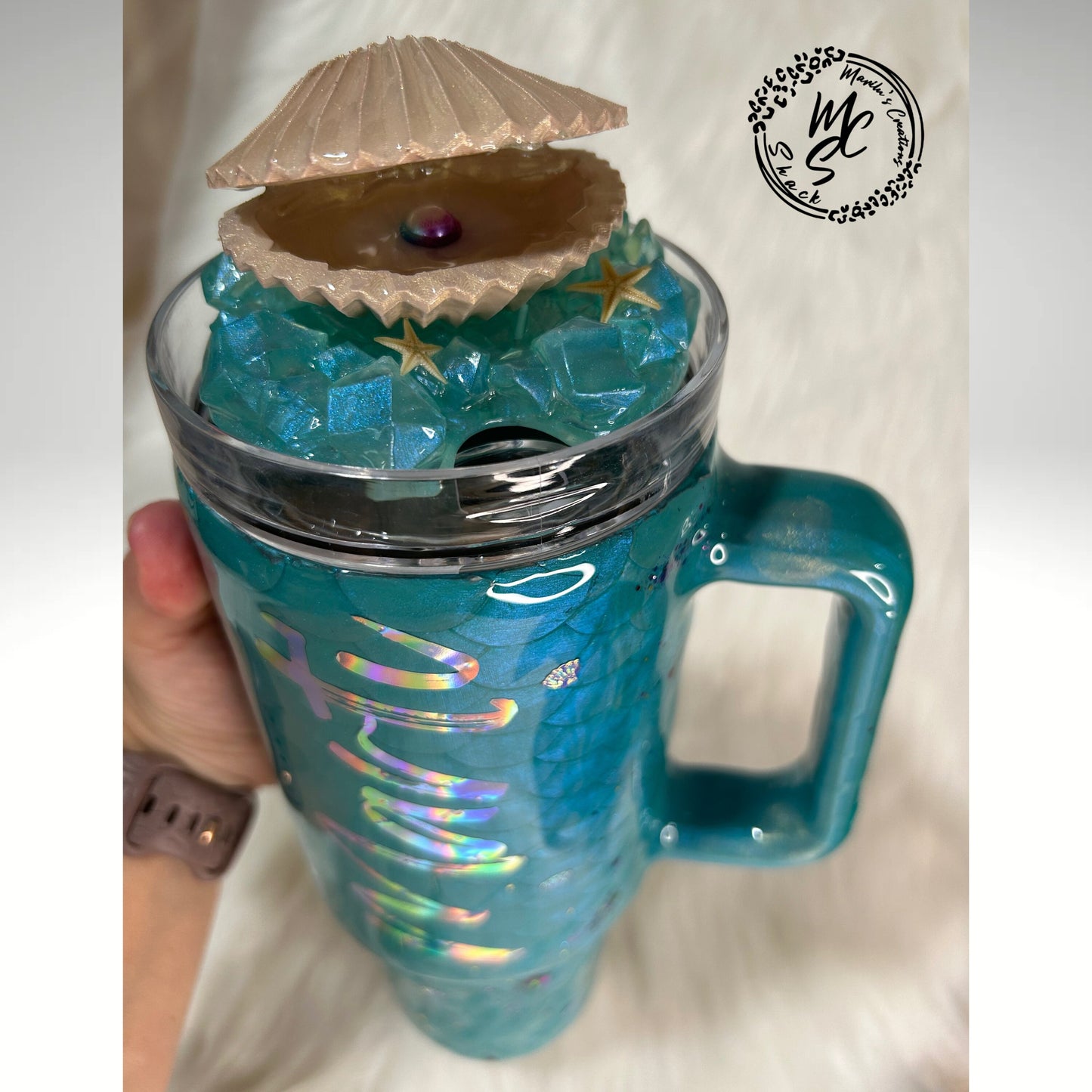 Mermaid Tumbler, 3D Mermaid Scales (scales placed by hand) with 3D mermaid tail and faux seashell with faux pearl Removable Lid decoration