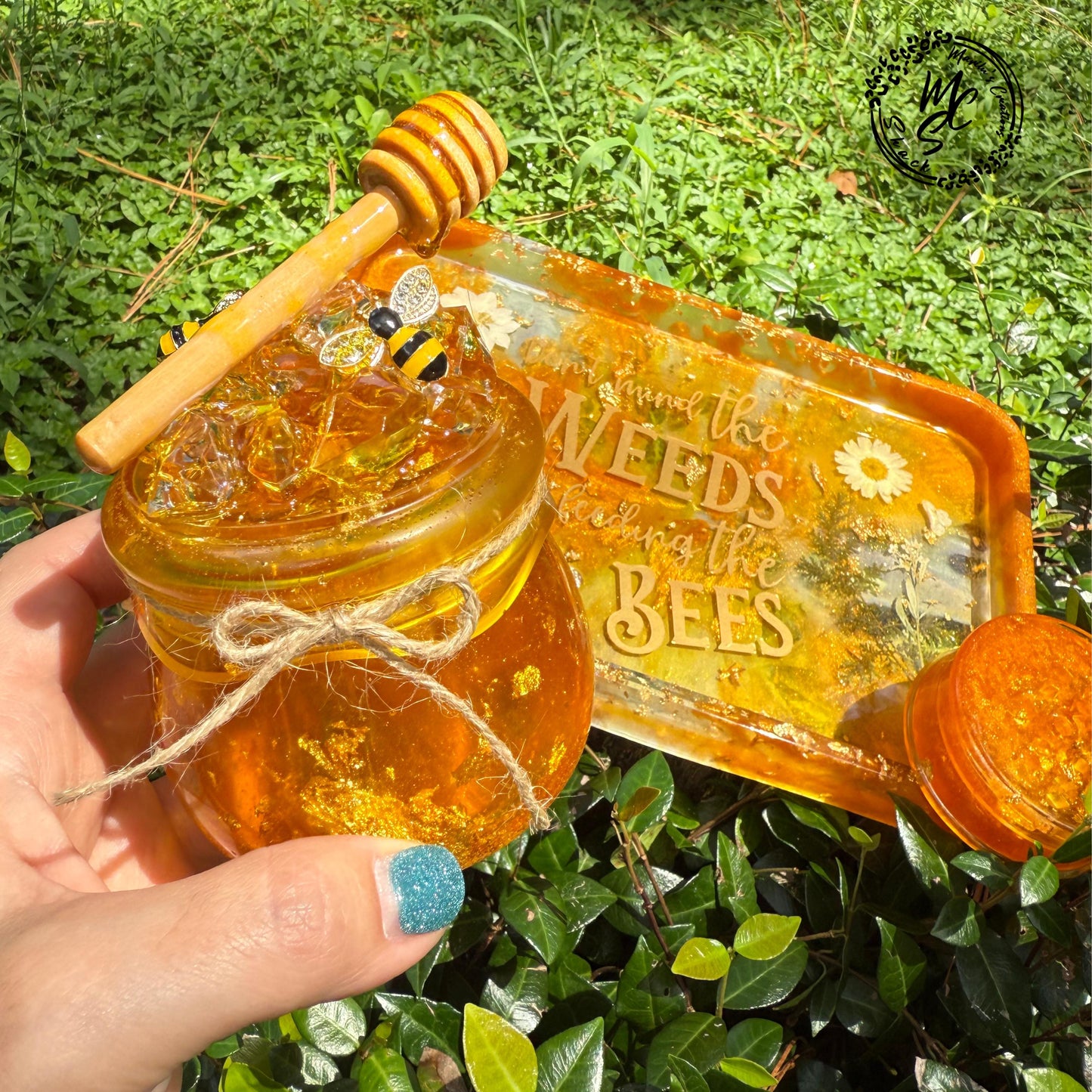 Honey Bee Resin Tray Set – Handmade with Dried Flowers & Gold Foil, Decorative Jar and Matching Accent Tray, Nature-Inspired Gift Set