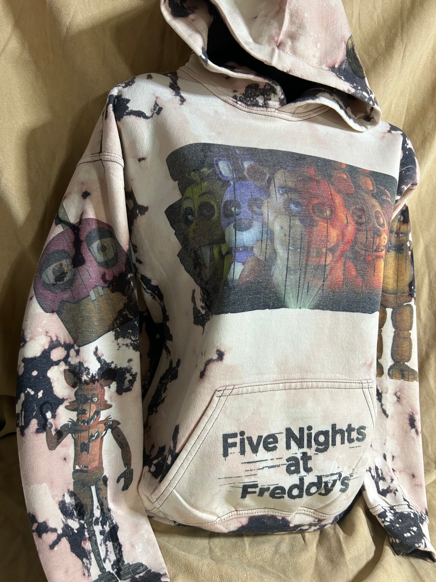 Five Nights at Freddys youth unisex bleached/Distressed Hoodies