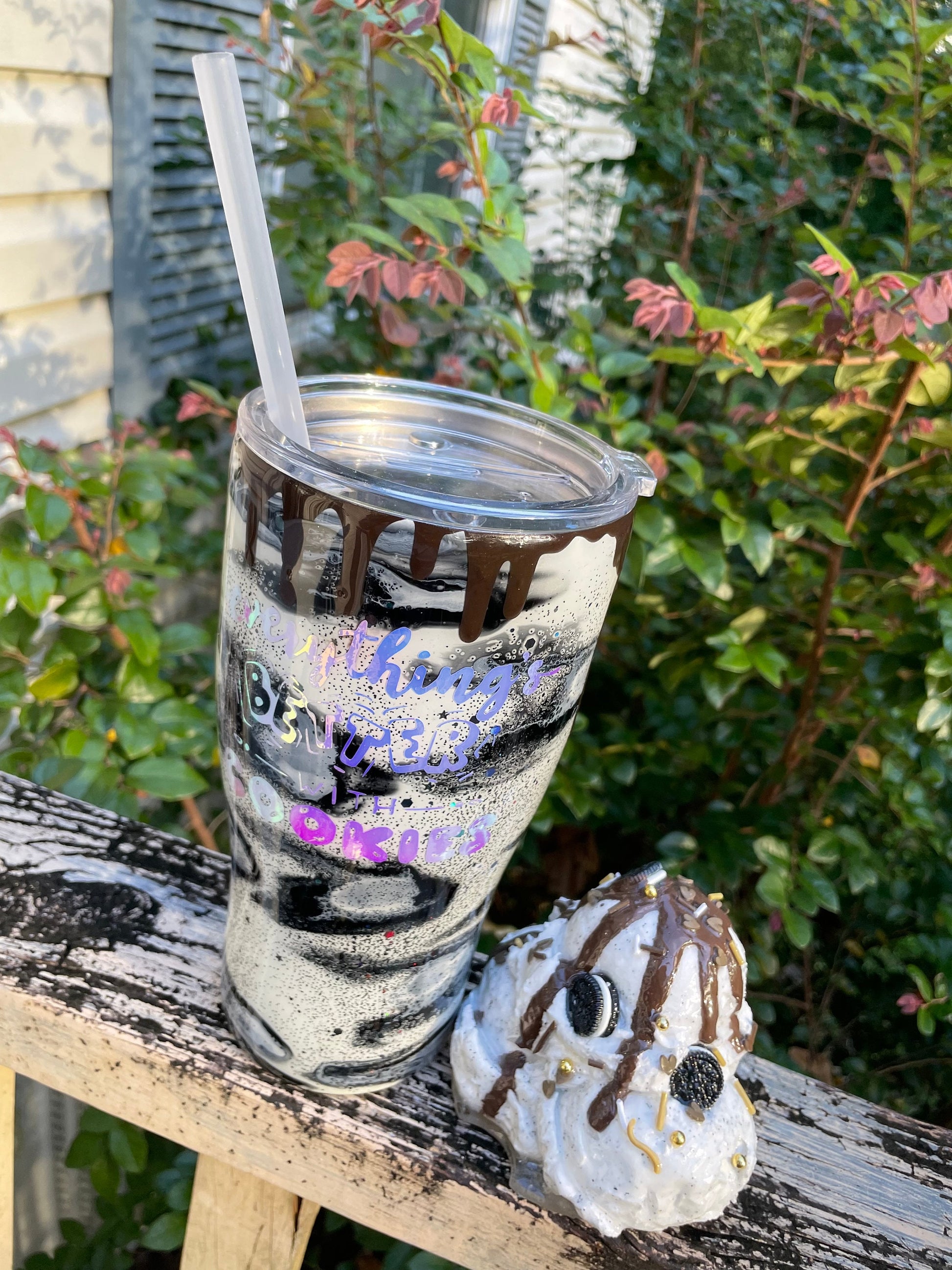 Cookies and Cream Ice Cream glitter tumbler with 3D ice cream removable topper for easy cleaning, mini Oreo cookies, 3d chocolate dripping