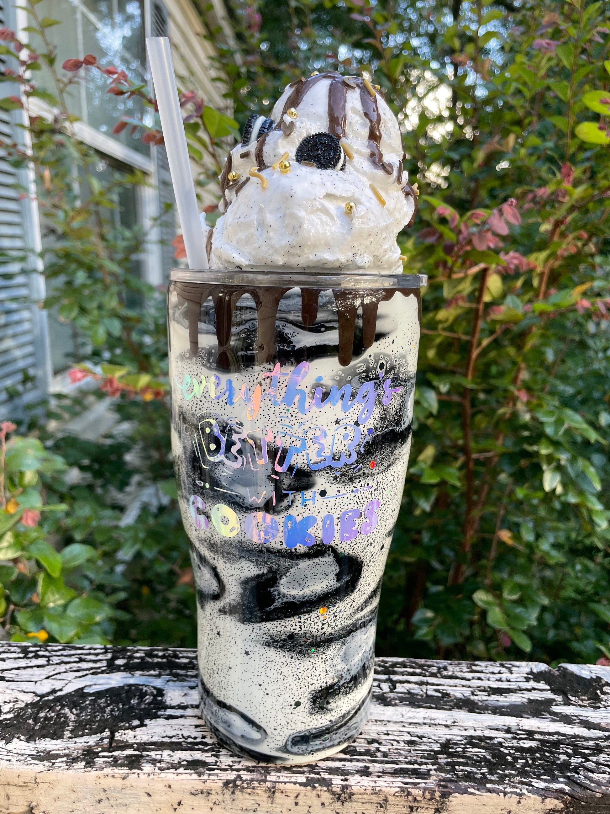 Cookies and Cream Ice Cream glitter tumbler with 3D ice cream removable topper for easy cleaning, mini Oreo cookies, 3d chocolate dripping