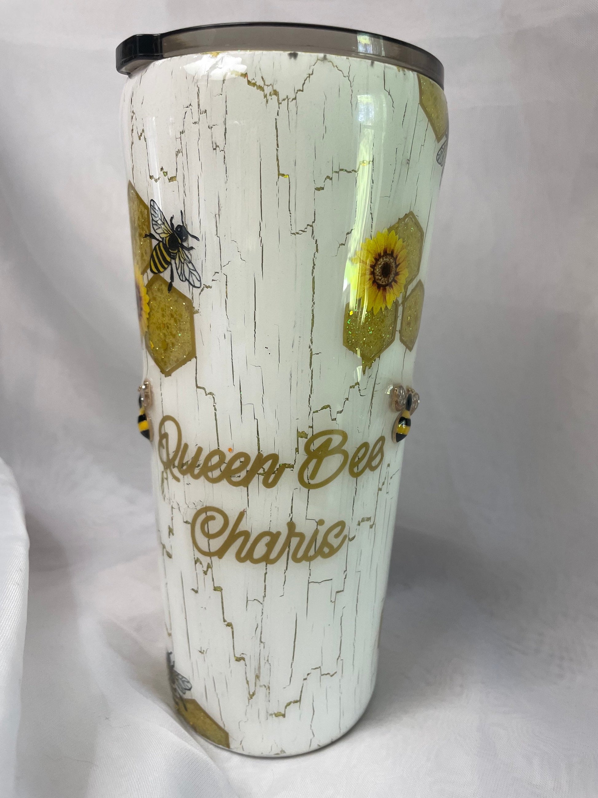 Bee tumbler with 3D bees embellishment and sunflowers (choose your cup and size), honey comb peekaboo glitter with white crackle effect.