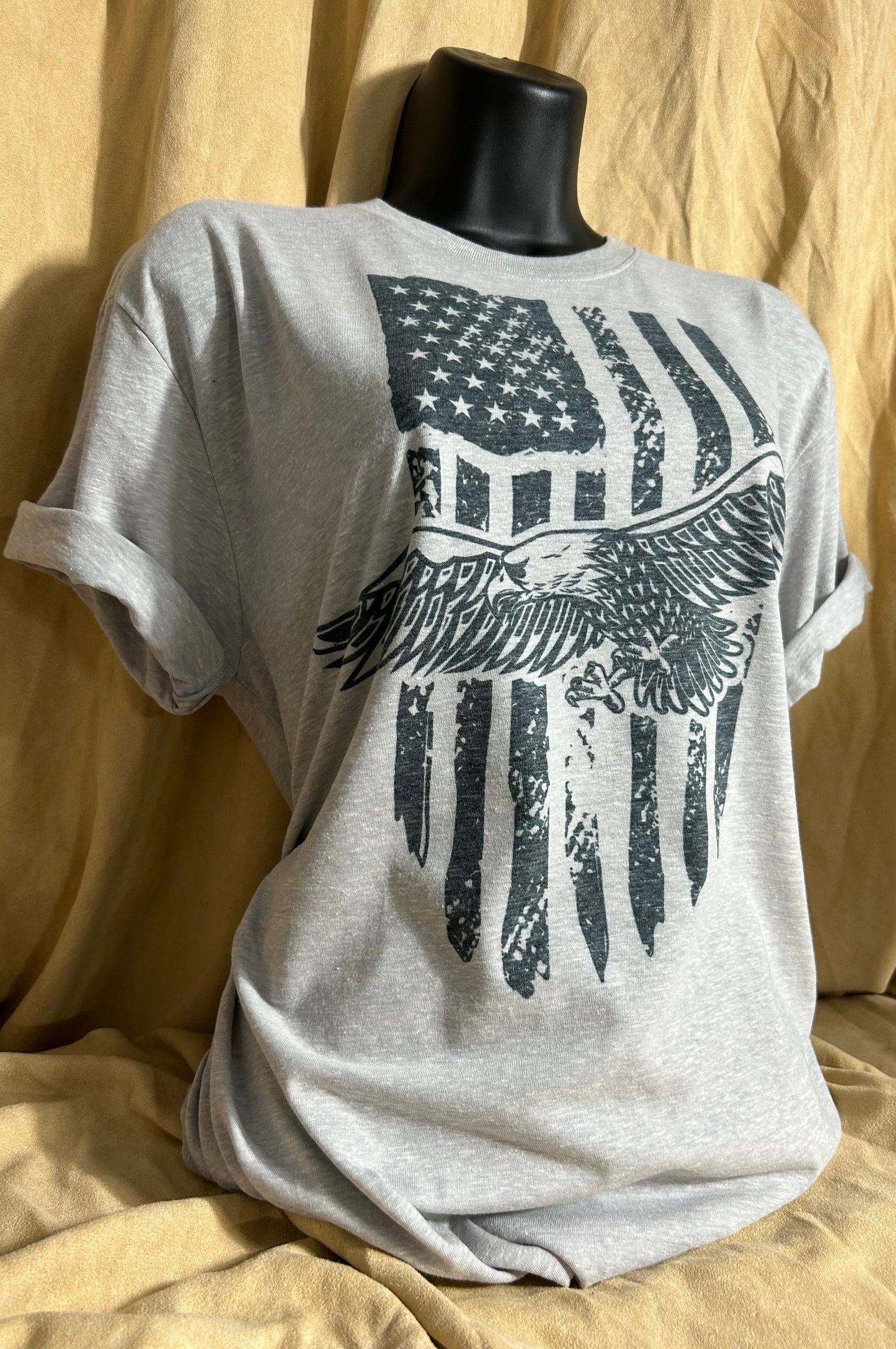 American Flag and Eagle t-shirt, Unisex shirt, Patriotic Tee, super soft light grey top gift for her or for him.