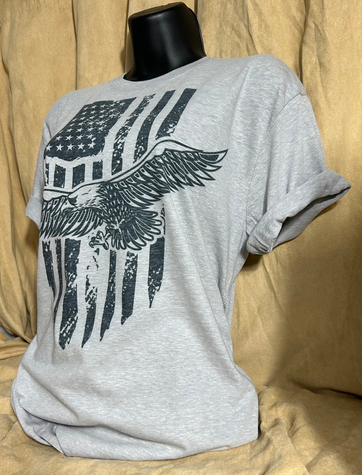 American Flag and Eagle t-shirt, Unisex shirt, Patriotic Tee, super soft light grey top gift for her or for him.