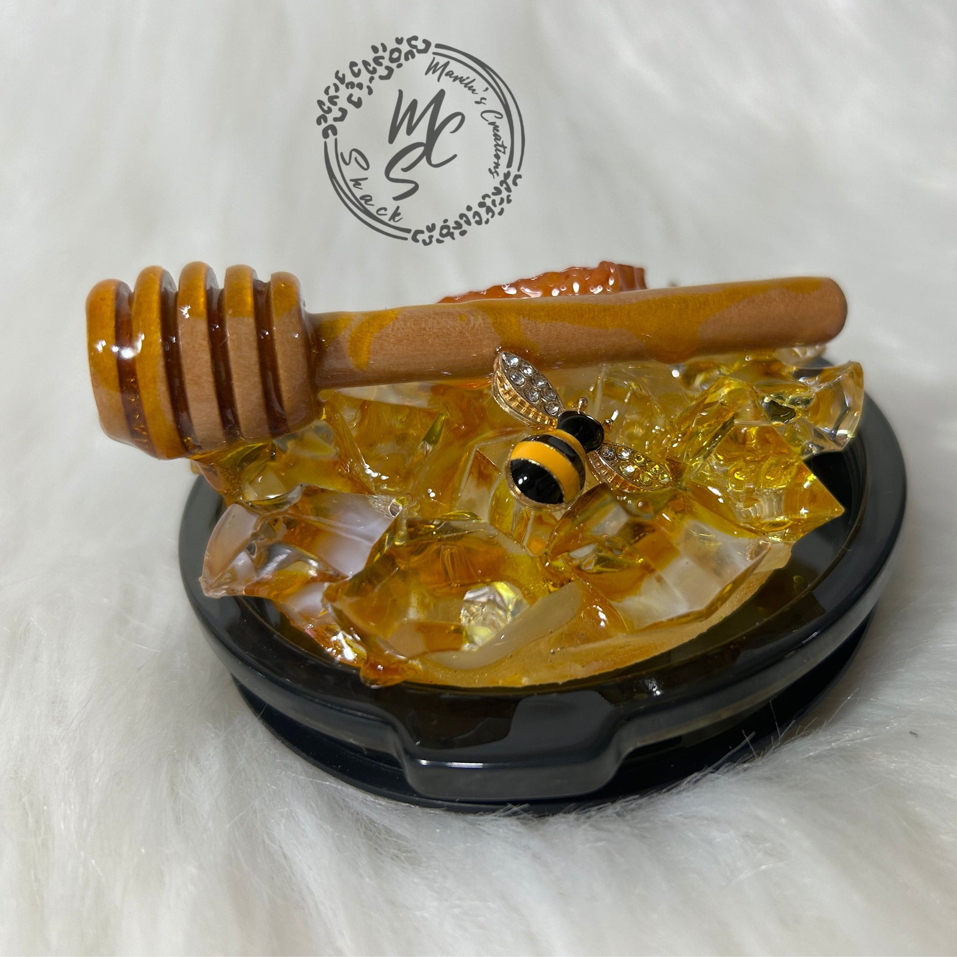 Honey Bee removable tumbler topper and lid for 30 and 20oz tumblers. Honey comb topper replacement lid. Tumbler top
