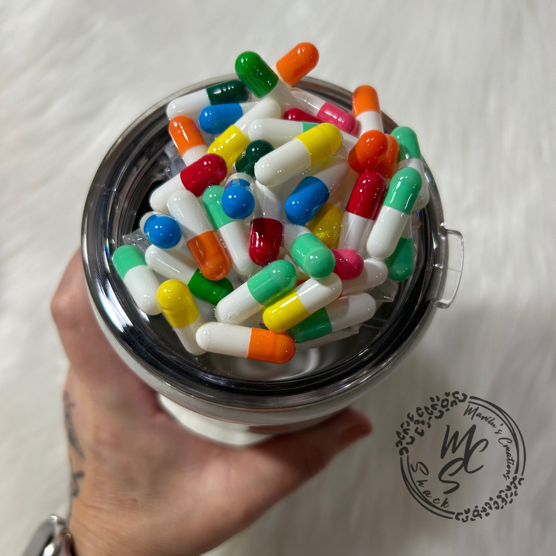 LPN tumbler with 3D fake pills removable topper, white and green glitter Licensed Practical Nurse Cup. Bottom glitter color can be changed.