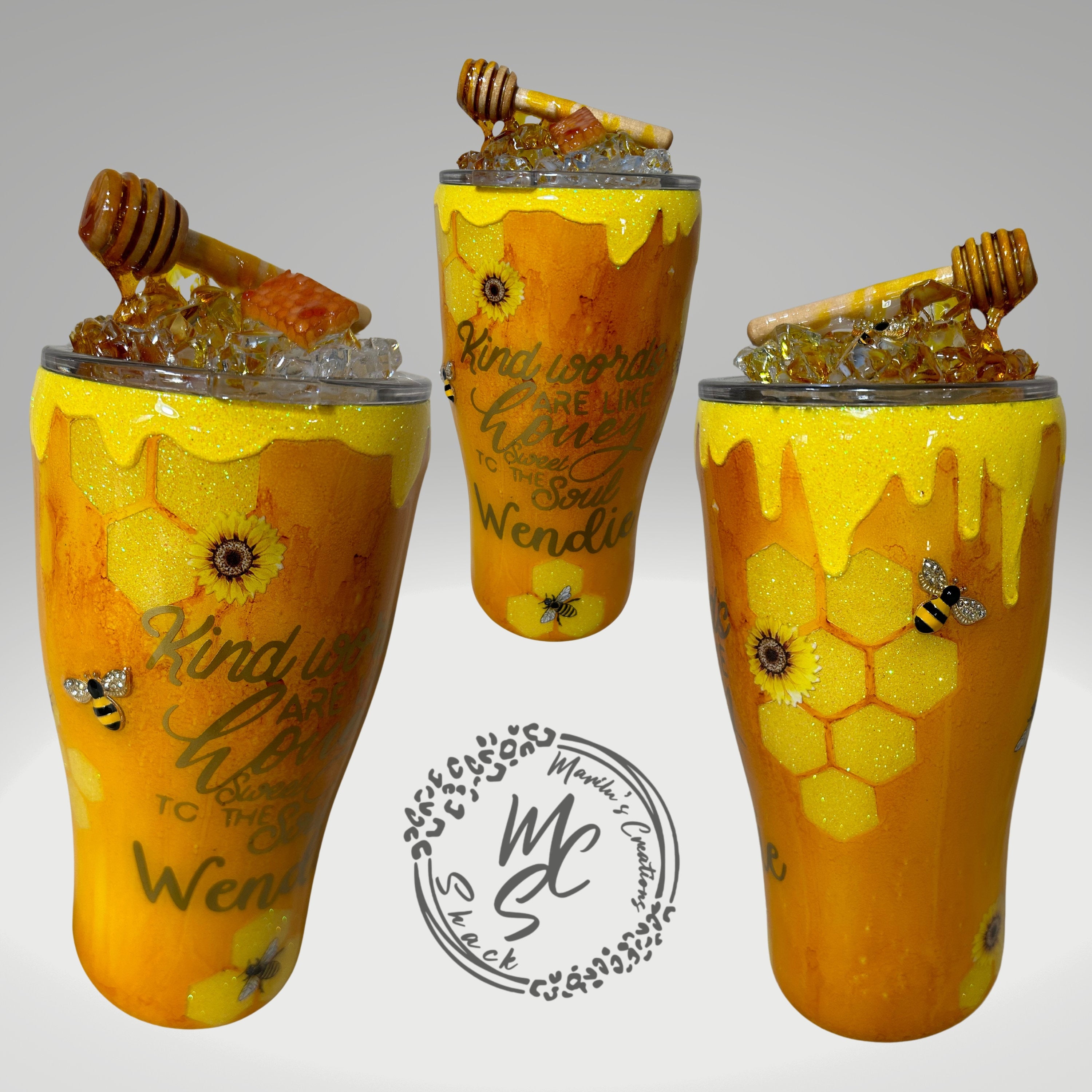 3D high quality Queen Bee tumbler, drip, glitter