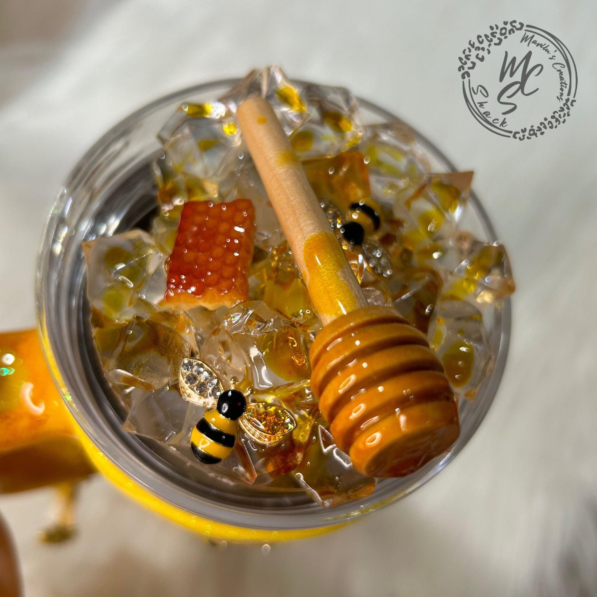Honey Bee removable tumbler topper and lid for 30 and 20oz tumblers. Honey comb topper replacement lid. Tumbler top