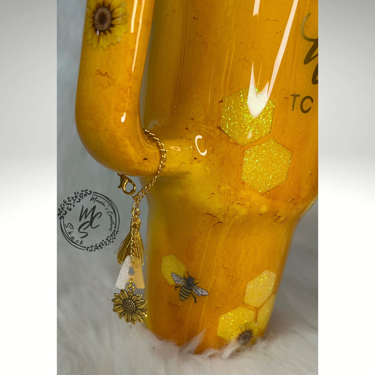Personalized Sunflower Tumbler Charm: Tassel & Initial Cup Accessory