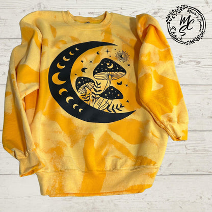 Mushroom Sweatshirt, Moon Phases and Mushrooms Graphic Sweatshirt, Soft Crewneck Sweatshirt, Long Sleeve Sweatshirt