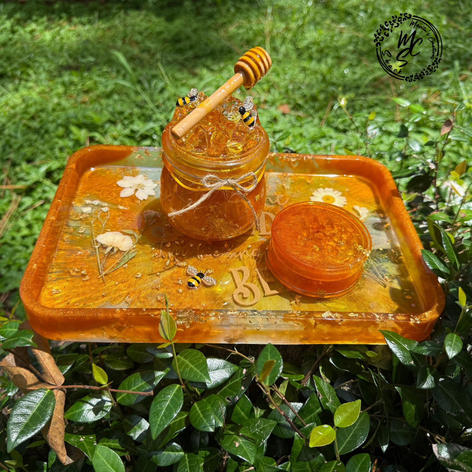 Honey Bee Resin Tray Set – Handmade with Dried Flowers & Gold Foil, Decorative Jar and Matching Accent Tray, Nature-Inspired Gift Set