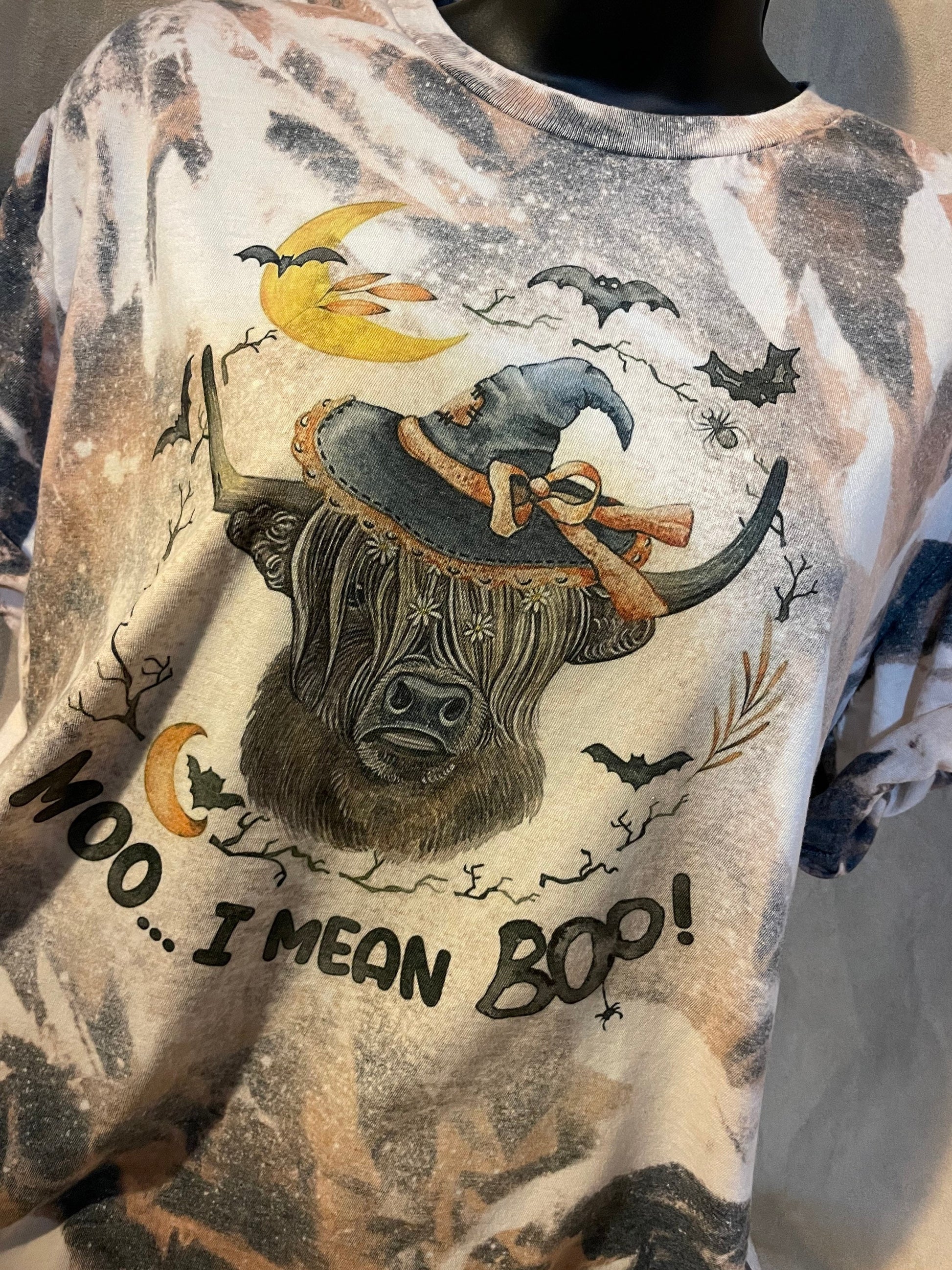 T-shirt, Custom Hand Bleached, Moo I mean BOO shirt, Halloween tee, highland cattle top, cow, spooky top, long hair cow, bats tshirt.